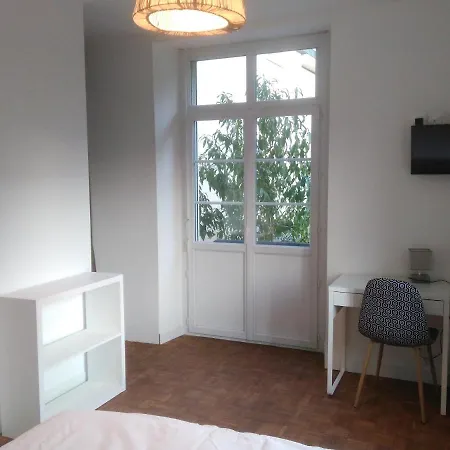 Апартаменты Le Carre Saint Aubin *